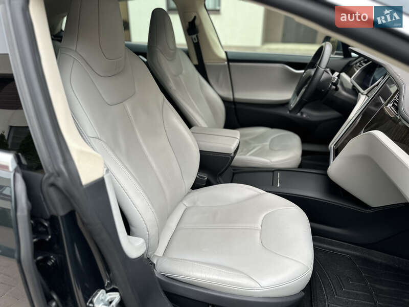 Лифтбек Tesla Model S 2013 в Одессе