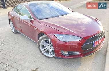 Лифтбек Tesla Model S 2012 в Львове Лифтбек Tesla Model S 2012 в Львове