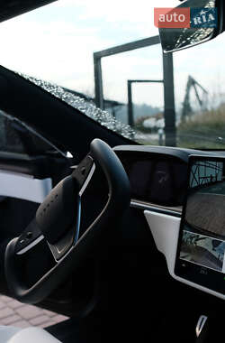 Лифтбек Tesla Model S 2022 в 
