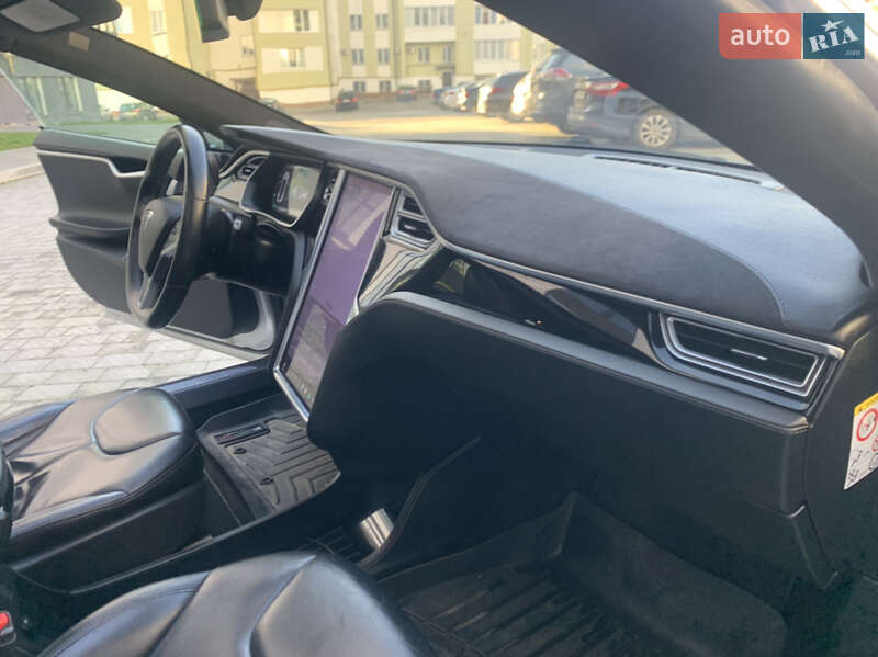 Ліфтбек Tesla Model S 2015 в Шептицькому фото 15 Ліфтбек Tesla Model S 2015 в Шептицькому