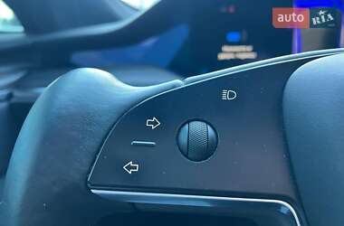 Лифтбек Tesla Model S 2022 в Львове