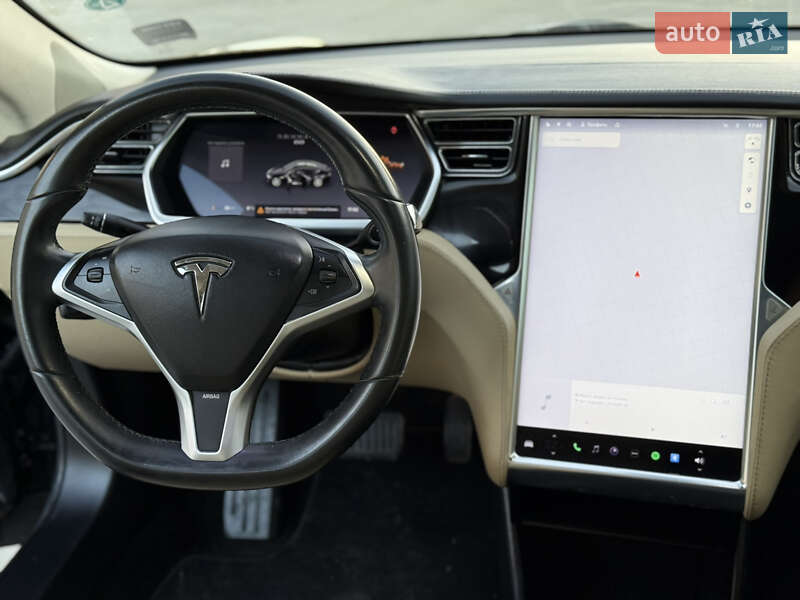 Ліфтбек Tesla Model S 2013 в Луцьку фото 32 Ліфтбек Tesla Model S 2013 в Луцьку