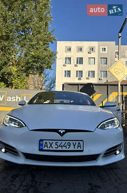 Лифтбек Tesla Model S 2019 в Харькове