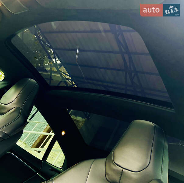Лифтбек Tesla Model S 2016 в Луцке фото 37 Лифтбек Tesla Model S 2016 в Луцке