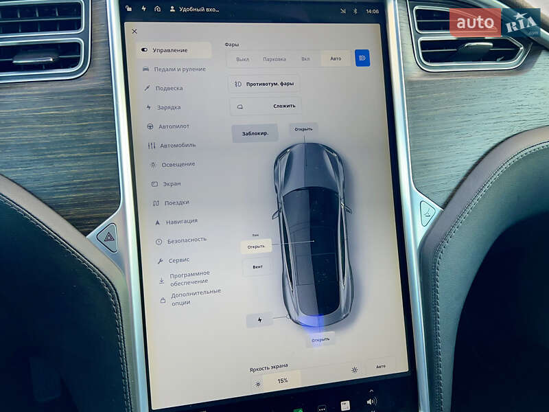 Ліфтбек Tesla Model S 2015 в Києві фото 22 Ліфтбек Tesla Model S 2015 в Києві