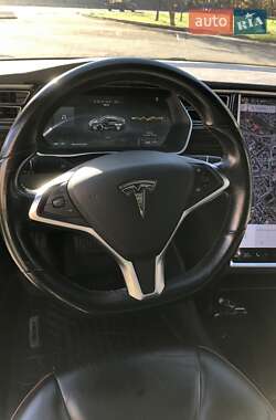 Лифтбек Tesla Model S 2014 в Николаеве