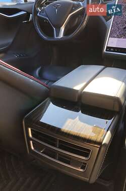 Лифтбек Tesla Model S 2014 в Николаеве
