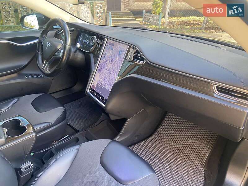 Ліфтбек Tesla Model S 2014 в Хмельницькому