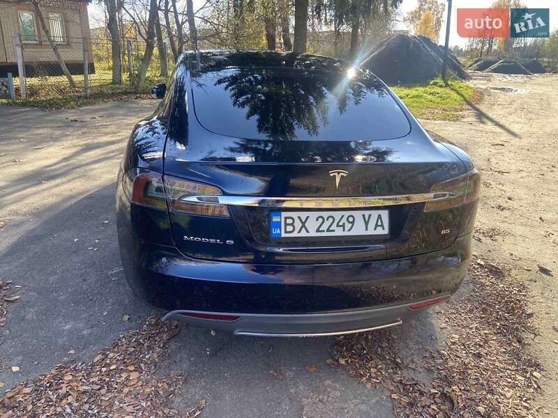 Ліфтбек Tesla Model S 2014 в Хмельницькому