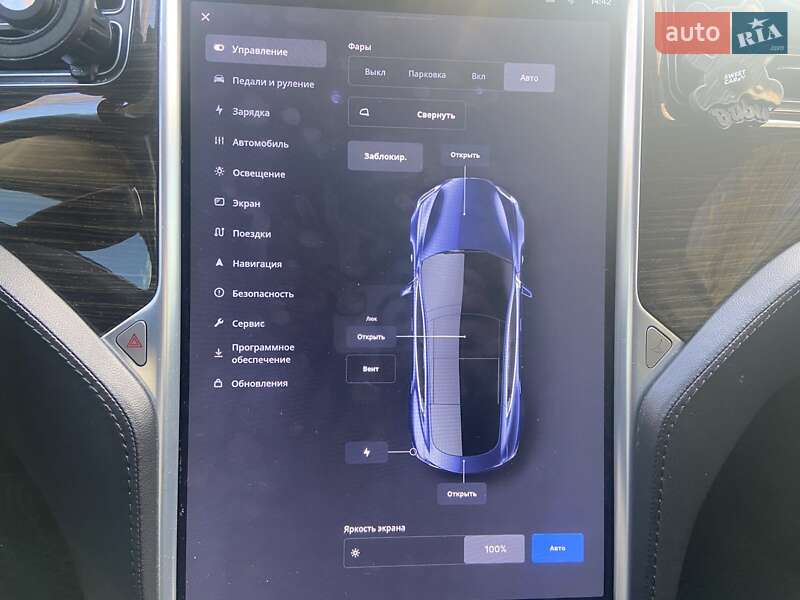 Ліфтбек Tesla Model S 2014 в Хмельницькому