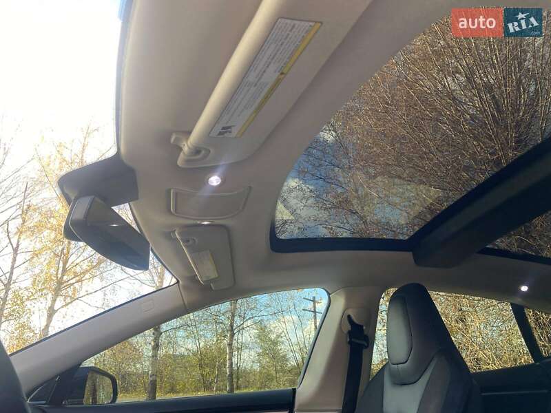 Ліфтбек Tesla Model S 2014 в Хмельницькому