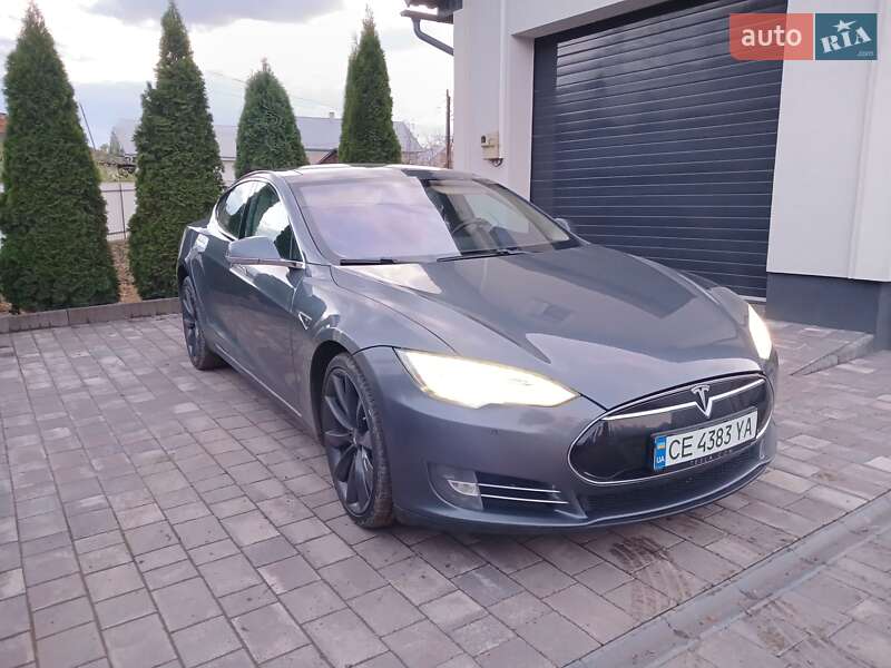 Лифтбек Tesla Model S 2013 в Кицмани фото 4 Лифтбек Tesla Model S 2013 в Кицмани