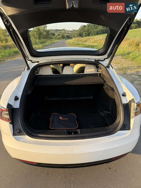 Лифтбек Tesla Model S 2020 в Ивано-Франковске фото 7 Лифтбек Tesla Model S 2020 в Ивано-Франковске