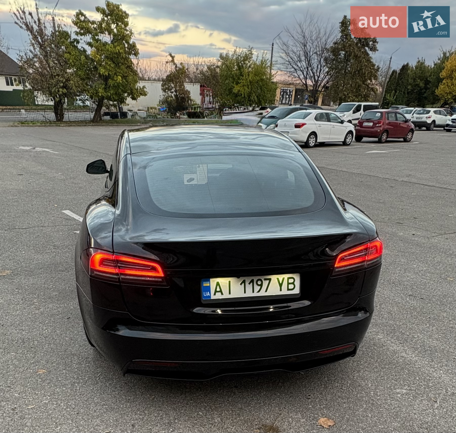 2022 Tesla Model S - мініатюра 8