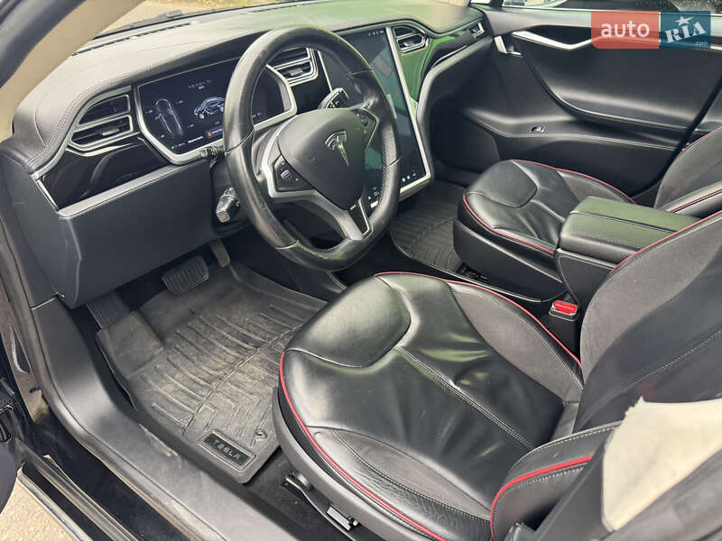 Лифтбек Tesla Model S 2014 в Одессе фото 8 Лифтбек Tesla Model S 2014 в Одессе