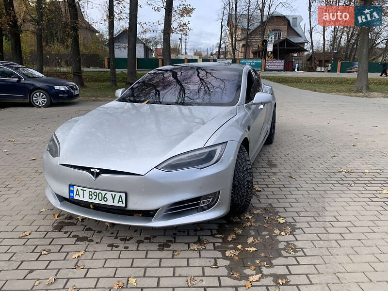 Лифтбек Tesla Model S 2018 в Ивано-Франковске фото 5 Лифтбек Tesla Model S 2018 в Ивано-Франковске