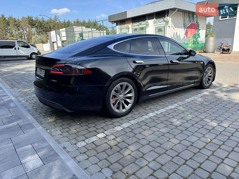 Ліфтбек Tesla Model S 2015 в Києві фото 4 Ліфтбек Tesla Model S 2015 в Києві
