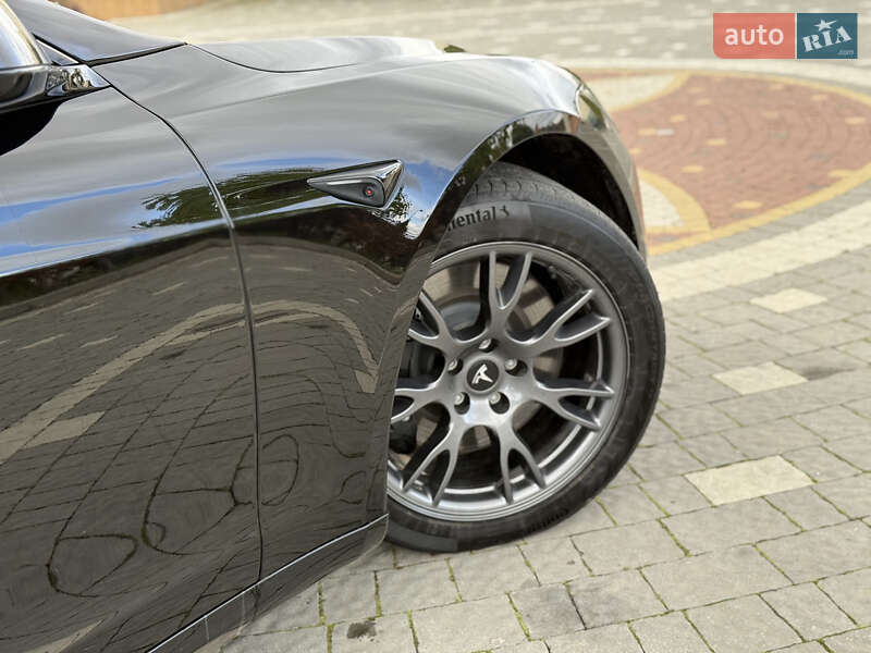 Ліфтбек Tesla Model S 2024 в Дрогобичі фото 34 Ліфтбек Tesla Model S 2024 в Дрогобичі