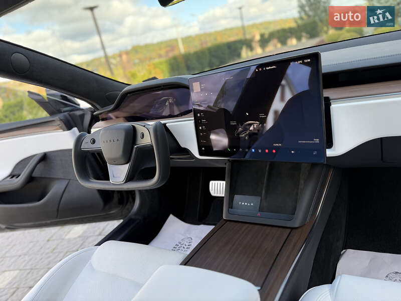 Ліфтбек Tesla Model S 2024 в Дрогобичі фото 102 Ліфтбек Tesla Model S 2024 в Дрогобичі