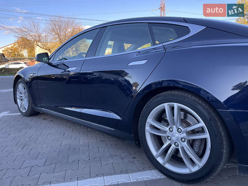 Лифтбек Tesla Model S 2013 в Одессе фото 7 Лифтбек Tesla Model S 2013 в Одессе