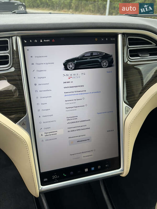 Лифтбек Tesla Model S 2014 в Львове