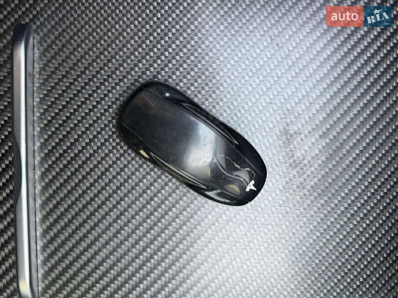 Ліфтбек Tesla Model S 2017 в Радехові фото 22 Ліфтбек Tesla Model S 2017 в Радехові