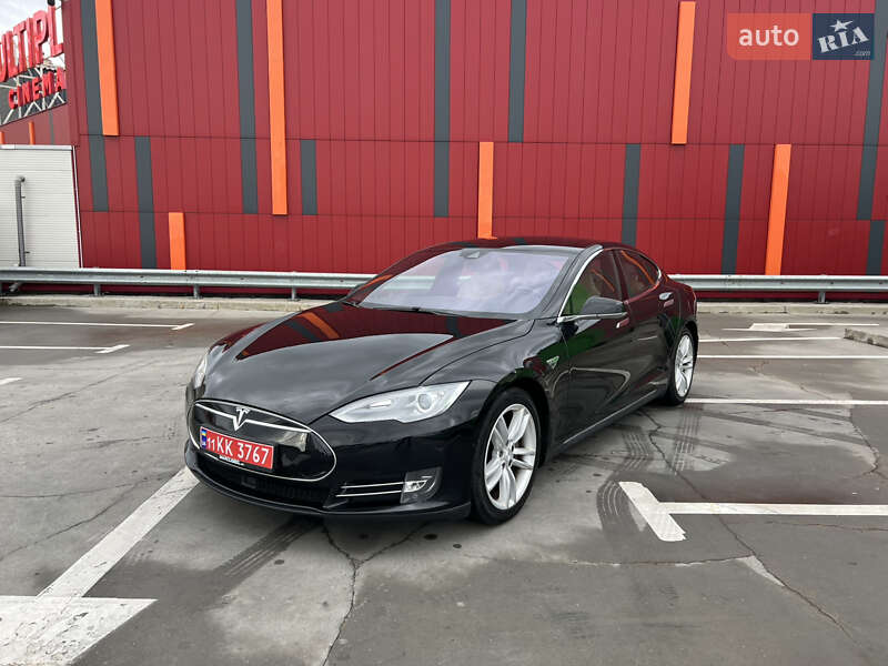 Tesla Model S 2015 Tesla Model S 2015