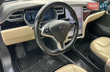 Ліфтбек Tesla Model S 2015 в Києві
