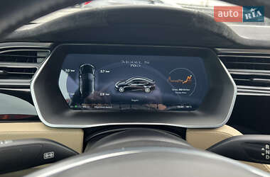 Ліфтбек Tesla Model S 2015 в Києві