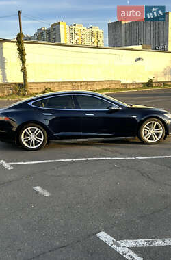 Лифтбек Tesla Model S 2013 в Одессе