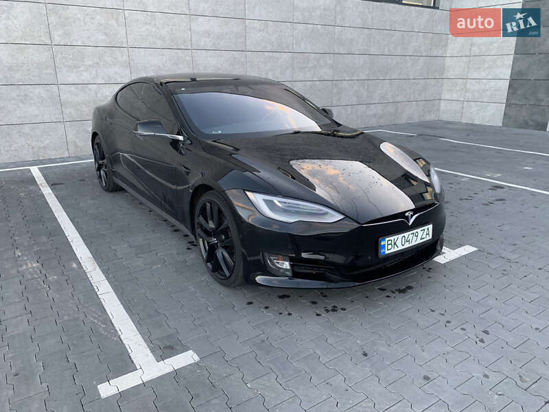 Ліфтбек Tesla Model S 2017 в Сарнах фото 7 Ліфтбек Tesla Model S 2017 в Сарнах