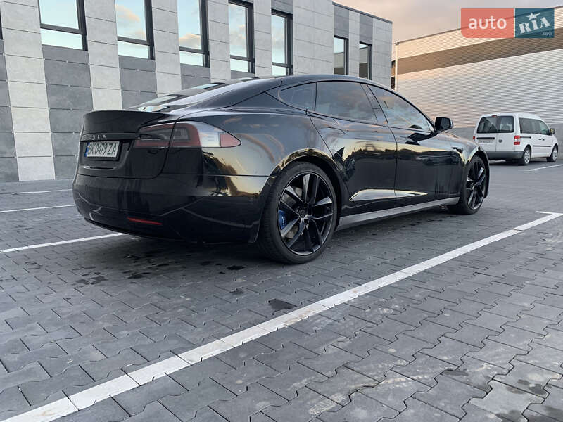 Ліфтбек Tesla Model S 2017 в Сарнах фото 14 Ліфтбек Tesla Model S 2017 в Сарнах
