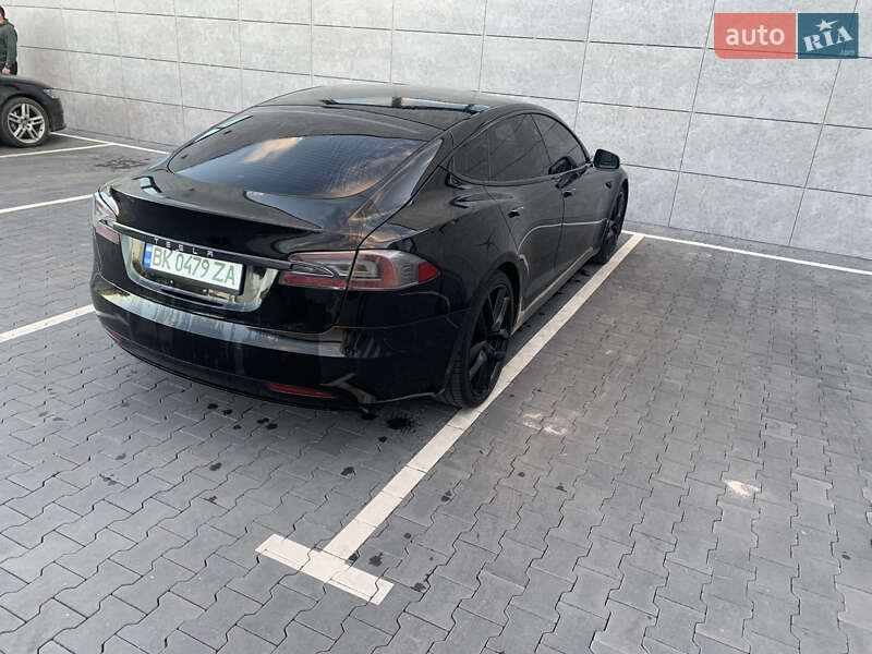 Ліфтбек Tesla Model S 2017 в Сарнах фото 29 Ліфтбек Tesla Model S 2017 в Сарнах