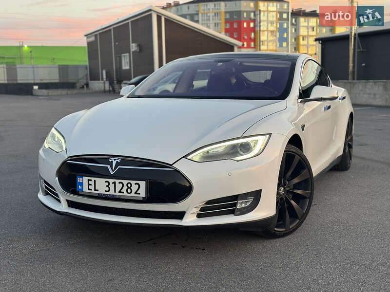 Tesla Model S 2014 Tesla Model S 2014