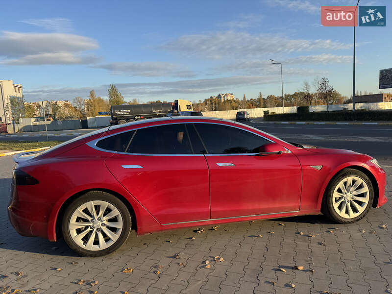 Ліфтбек Tesla Model S 2016 в Києві фото 8 Ліфтбек Tesla Model S 2016 в Києві
