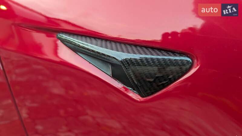 Лифтбек Tesla Model S 2019 в Киеве фото 30 Лифтбек Tesla Model S 2019 в Киеве