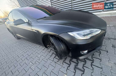 Лифтбек Tesla Model S 2018 в Коломые