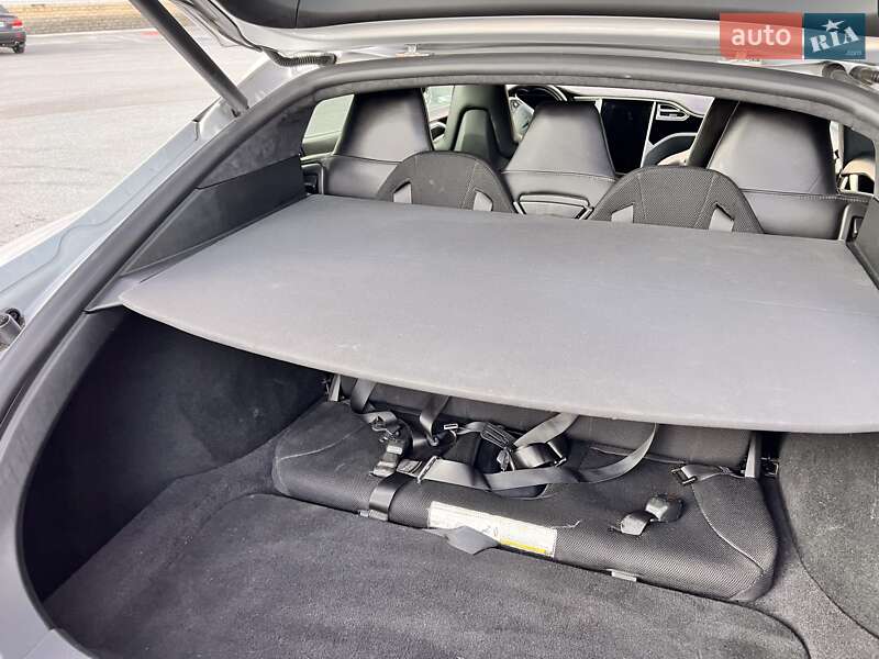 Ліфтбек Tesla Model S 2014 в Дніпрі фото 8 Ліфтбек Tesla Model S 2014 в Дніпрі