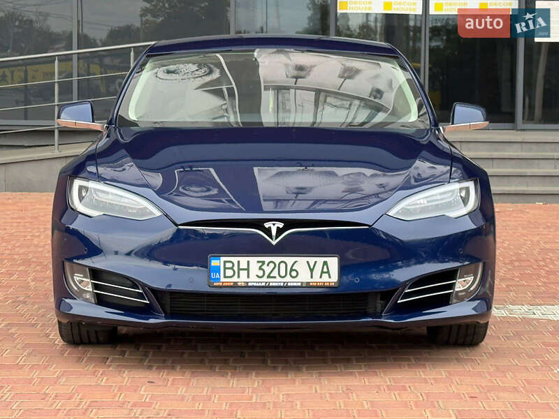 Лифтбек Tesla Model S 2016 в Одессе