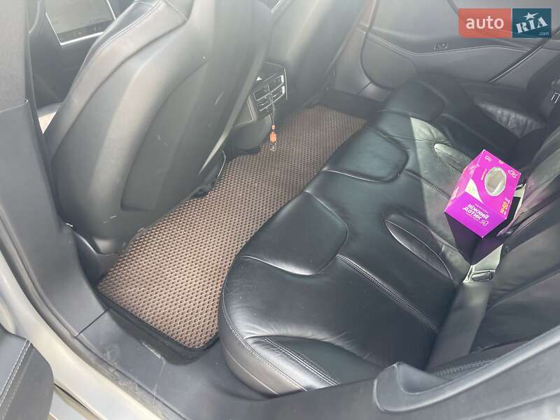 Ліфтбек Tesla Model S 2013 в Києві фото 14 Ліфтбек Tesla Model S 2013 в Києві