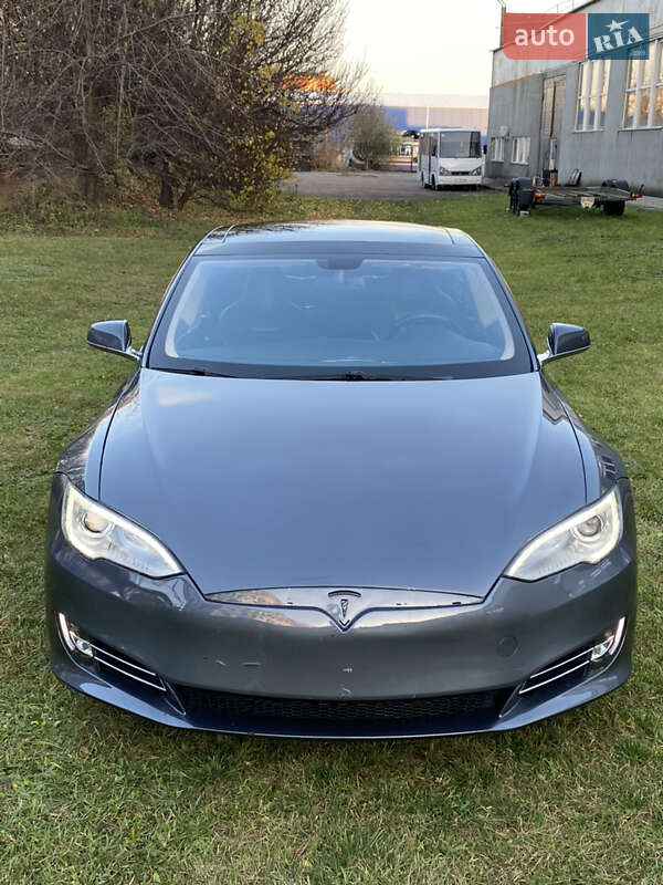 Ліфтбек Tesla Model S 2013 в Борисполі фото 11 Ліфтбек Tesla Model S 2013 в Борисполі