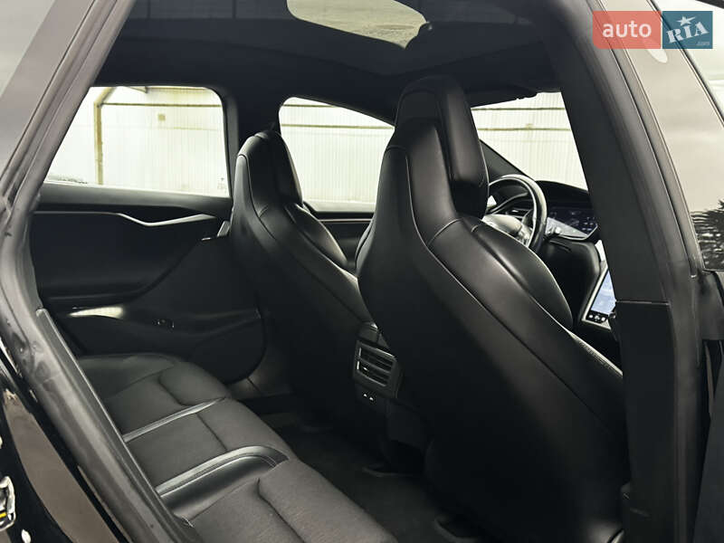 Ліфтбек Tesla Model S 2018 в Львові фото 38 Ліфтбек Tesla Model S 2018 в Львові