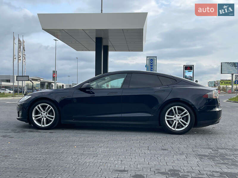 Лифтбек Tesla Model S 2013 в Львове фото 29 Лифтбек Tesla Model S 2013 в Львове