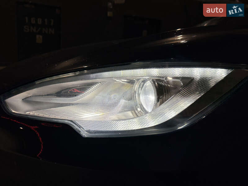 Лифтбек Tesla Model S 2013 в Львове фото 55 Лифтбек Tesla Model S 2013 в Львове