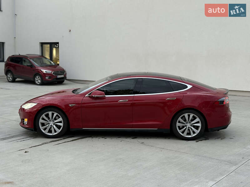 Ліфтбек Tesla Model S 2013 в Луцьку фото 15 Ліфтбек Tesla Model S 2013 в Луцьку