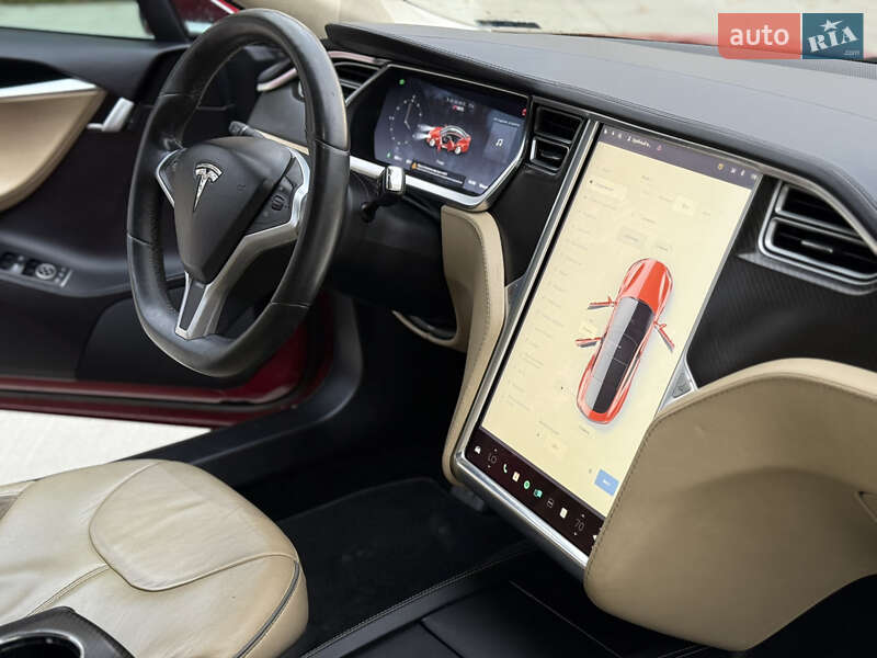 Ліфтбек Tesla Model S 2013 в Луцьку фото 31 Ліфтбек Tesla Model S 2013 в Луцьку