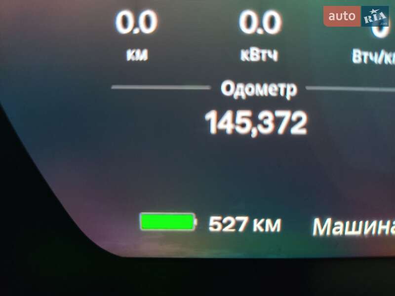 Лифтбек Tesla Model S 2015 в Житомире