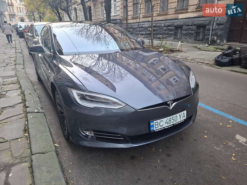 Лифтбек Tesla Model S 2017 в Львове фото 20 Лифтбек Tesla Model S 2017 в Львове