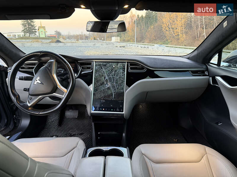 Лифтбек Tesla Model S 2015 в Львове фото 11 Лифтбек Tesla Model S 2015 в Львове