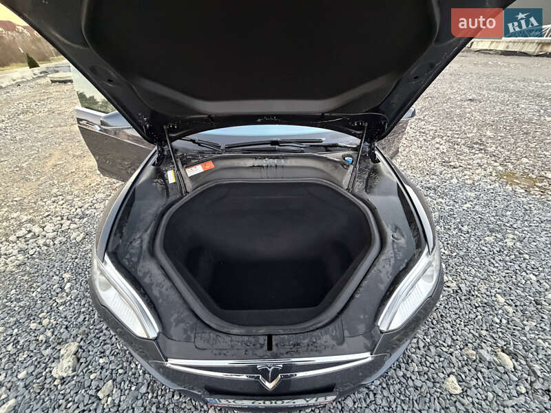 Лифтбек Tesla Model S 2015 в Львове фото 20 Лифтбек Tesla Model S 2015 в Львове